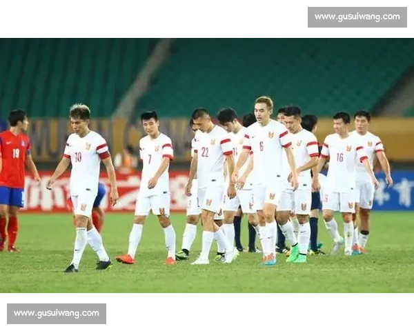 王钰栋挂帅国足东亚杯首秀,00 后新星挑大梁